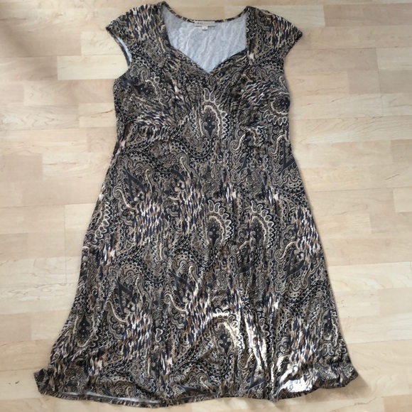 Dresses & Skirts - 💓Cleo Paisley Dress